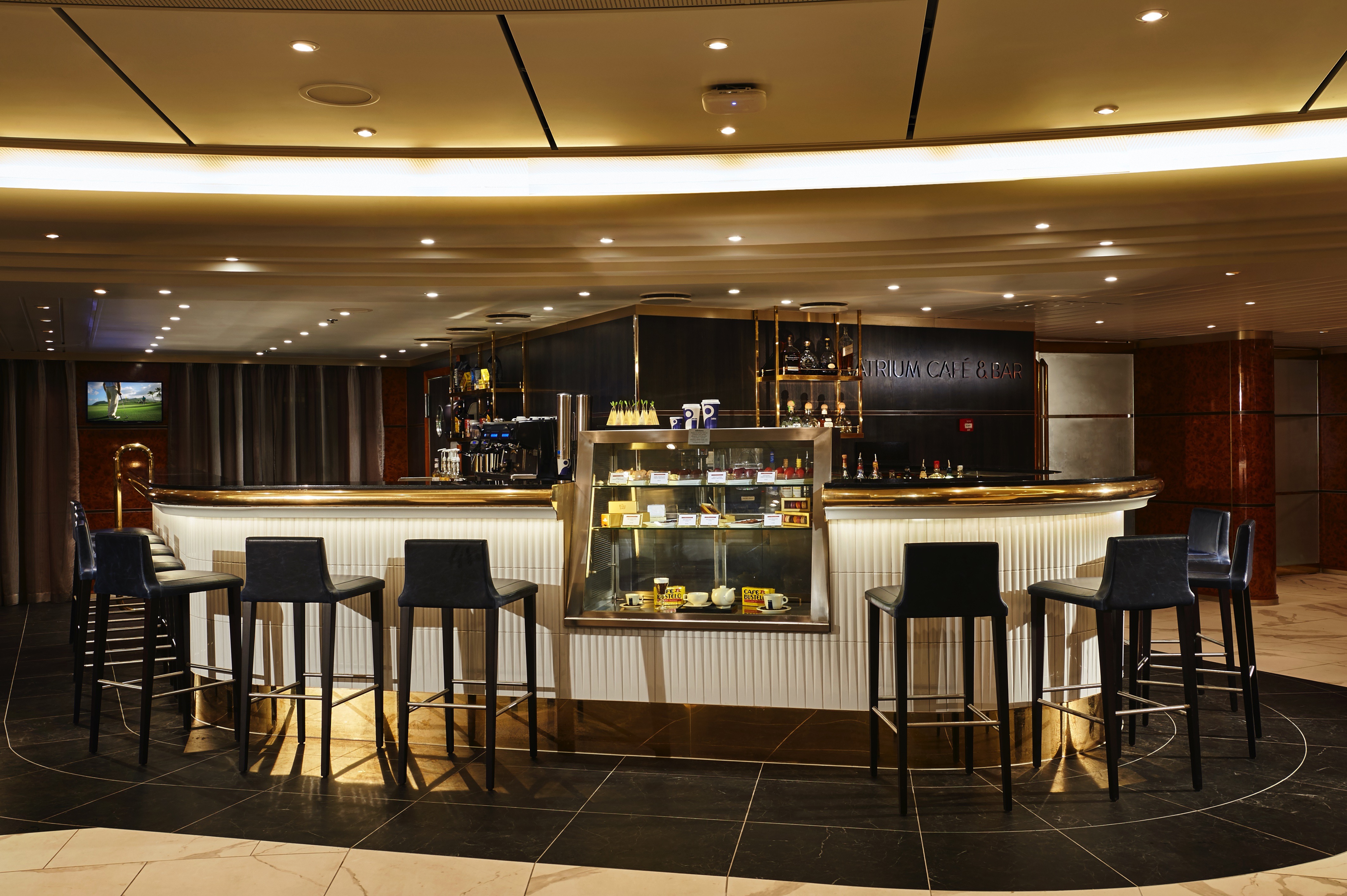 Norwegian Sun - Atrium Café